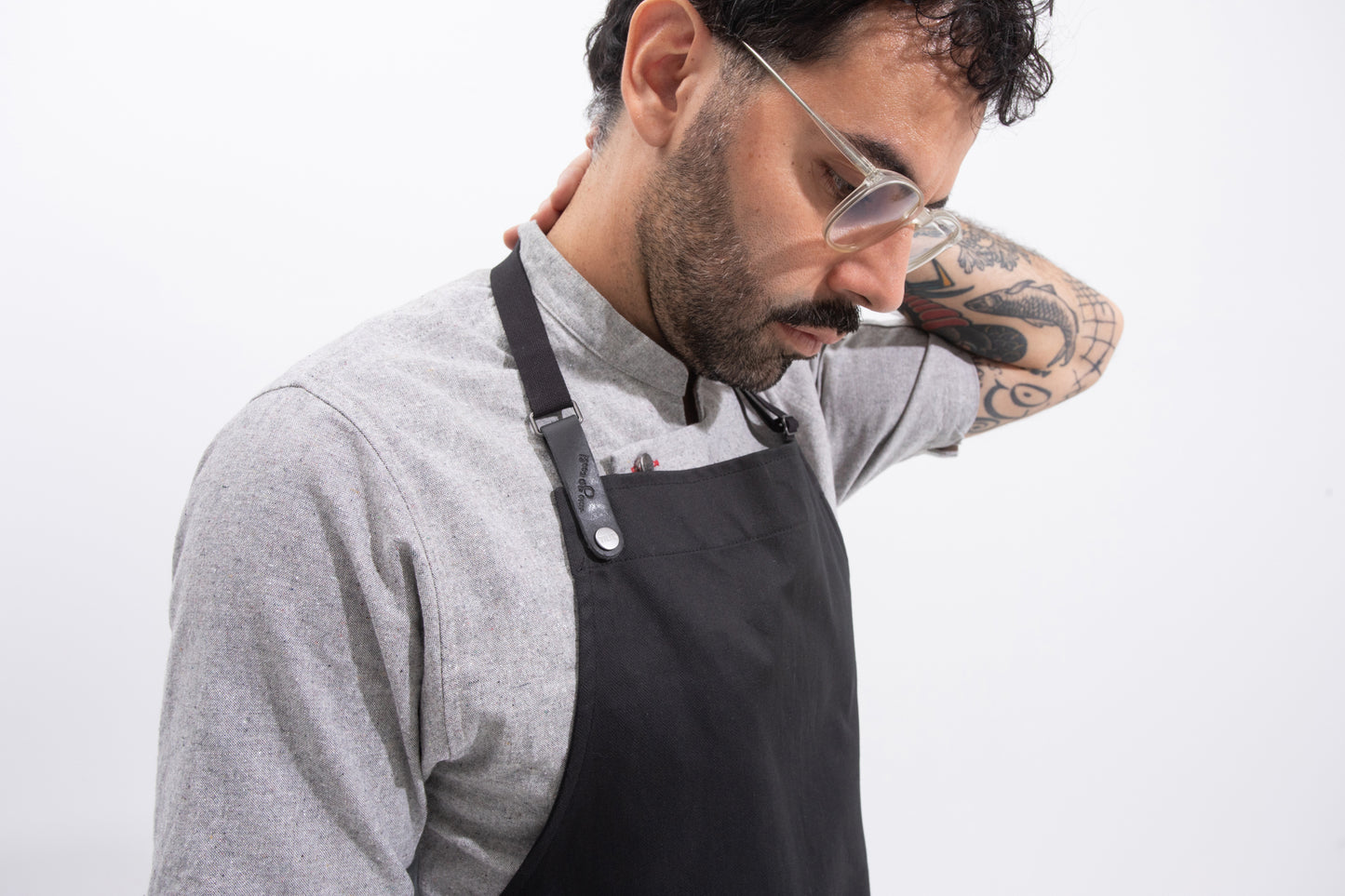 Load image into Gallery viewer, Contra Chef Aprons
